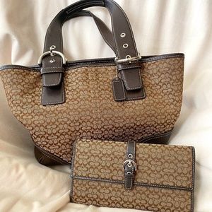 Authentic Coach Purse + Free matching wallet